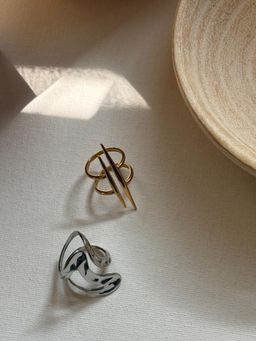 Niska - Women Multi-Color Anti Tarnish Rings (Pack of 2)