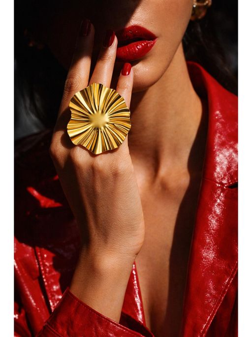 Niska Women Gold Vintage Style Rings