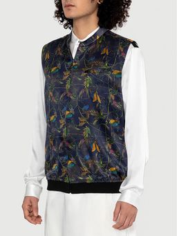 No Grey Area - Multi-Color Cat in A Pod Bandi Bomber