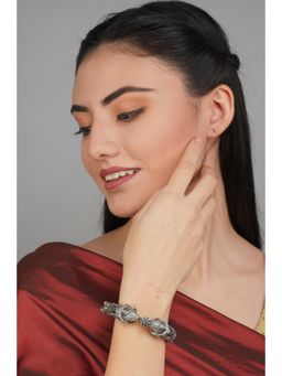 STUDIO B40 - Womens Oxidised Silver Kada