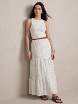 Outzidr - Women White Sleeveless Fitted Top with Skirt