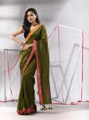 Green color option, Sold out, Currently selected