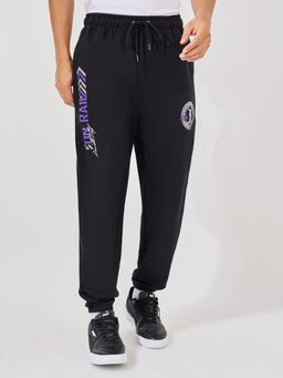 Styli - Men Black Oversized Varsity Print Elasticated Hem Joggers