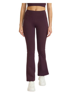 Hunnit - Women High Waisted Activewear Zero Transparency Zen Flare Burgundy Trackpant