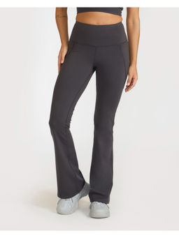 Hunnit - Women High Waisted Activewear Zero Transparency Zen Flare Grey Trackpant
