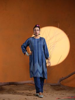The Clothing Therapy - Blue Kurta with Pant (Set of 2)
