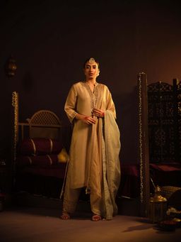 The Clothing Therapy - Brown Kurta with Pant and Dupatta (Set of 3)