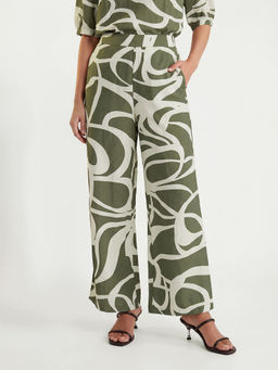 max - Women Green Printed Loose Fit Pant