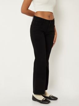 max - Women Black Solid Mid Rise Kick Bootcut Jeans