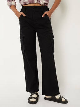 max - Women Black Solid Cargo Jeans