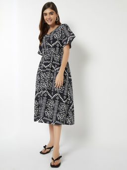 max - Women Black Printed A-line Dress