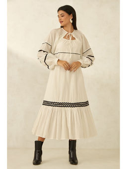 Virgio - Women Beige Solid Shrug