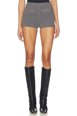 Retrofete - Lilian Short