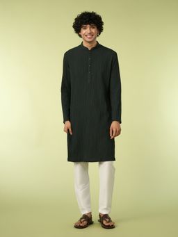 Diwas by Manyavar - Green Textured Regular Kurta