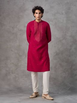 Twamev - Pink Embroidered Straight Kurta & Pyjama