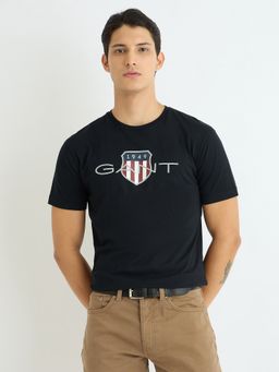 GANT - Men Black Printed Round Neck Short Sleeve Regular Fit Archive Shield T-Shirt