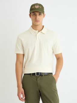 GANT - Men Cream Solid Collar Neck Short Sleeve Regular Fit Polo T-Shirt