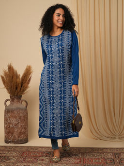 Globus - Women Blue Round Neck Placement Weave Knitted Loose Fit Winter Wear Sweater Kurta