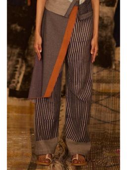 Banana Labs - Grey Denim Stripes Relaxed Pant