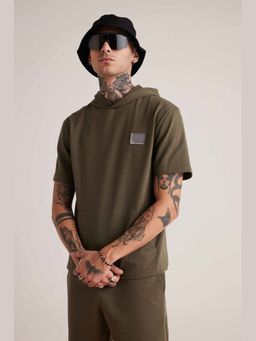 Muvazo - Essential Hooded Olive T-shirt