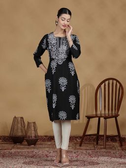 Cotton Culture - Black Solid Embroidered Straight Kurta