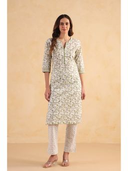 RATAN JAIPUR - Green Regular Floral Kurta