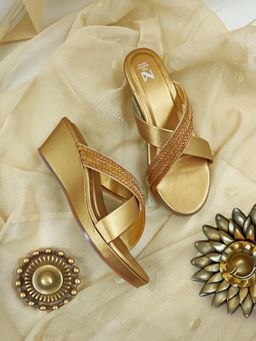 The Madras Trunk - Women Antique Two Inch Wedge Heels