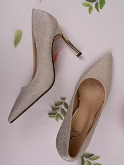 Jove - Women Golden Solid Stiletto Pumps