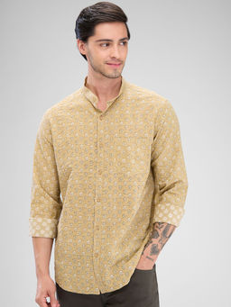Spykar - Mens Full Sleeve Slim Fit Printed Beige Shirt