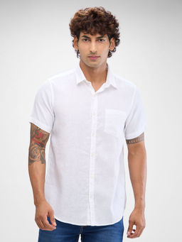 Spykar - Mens Half Sleeve Slim Fit Solid White Shirt