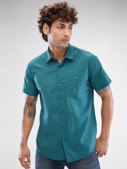 Spykar - Mens Half Sleeve Slim Fit Solid Teal Shirt