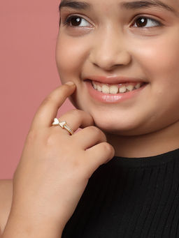 Carlton London - Gold Plated White Shell Twin Heart Adjustable Ring