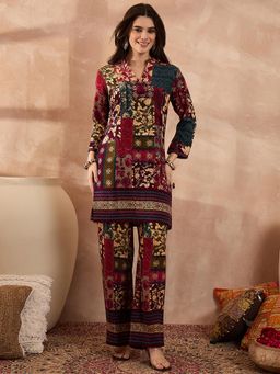 Vaamsi - Multi-Color Floral Three Fourth Sleeves Kurta with Pant