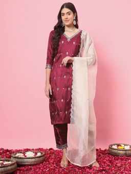 VredeVogel - Red Embroidered Three Fourth Sleeves Kurta Pant with Dupatta