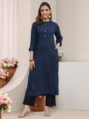 Blue color option, Sold out, Currently selected
