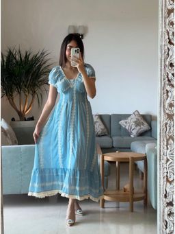 MISS MOSA BY AKANKSHA - Women Blue Printed Maxi Dress