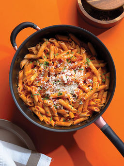 Meyer - Accent Series Hard Anodized Nonstick Chef Pan with Helper Handle, 4.5 Liters, Matte Black