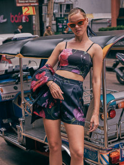 House of Fett - Chuck And Blair Crop Top - Blue