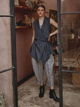 House of Fett - Scott Tie Up Cape - Blue