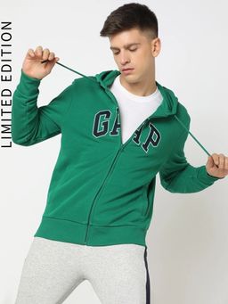 GAP - Men's Embroidered Regular Fit Sweatshirt