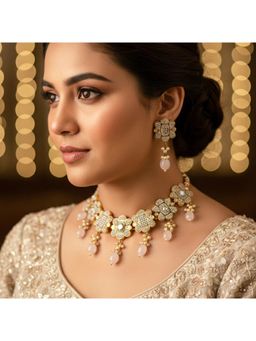 Malaiyyo - Floral Polki Blush Bead Choker Necklace with Earring