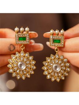 Malaiyyo - Emerald Frame Floral Drop Earrings