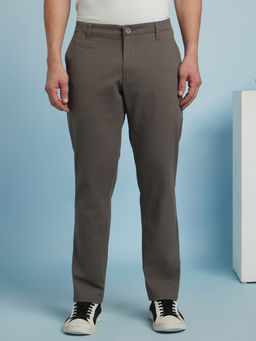 Dennis Lingo - Men Khaki Solid Cotton Lycra Mid Rise Straight Fit Chinos