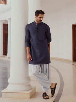 Andamen - Men Navy Short Length Plain Embroidered Kurta