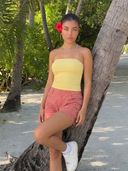 Yellow color option, Currently selected