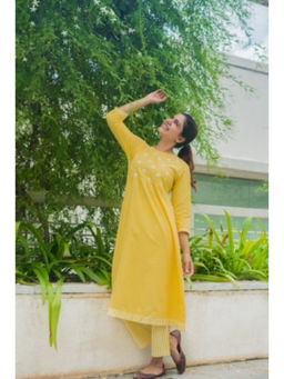 SAAKI - Lemonade Embroidered Kurta