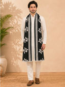 Black color option, Sold out, Currently selected