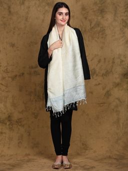 EXOTIC INDIA - Women White Traditional Uttariya Silk Stole From Bengal with Stripe Border