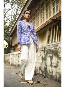 PRATHAA - Blue and White Checkered Blazer