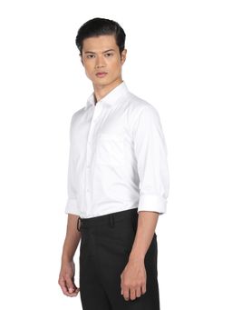 Arrow - Men White Spread Collar Solid Formal Shirt